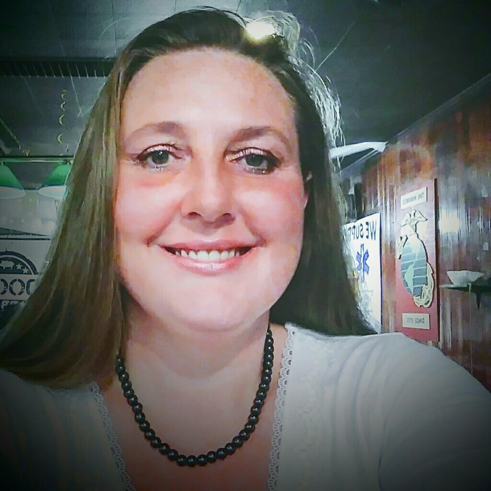 Meet your Posher, Gena USAF MOM